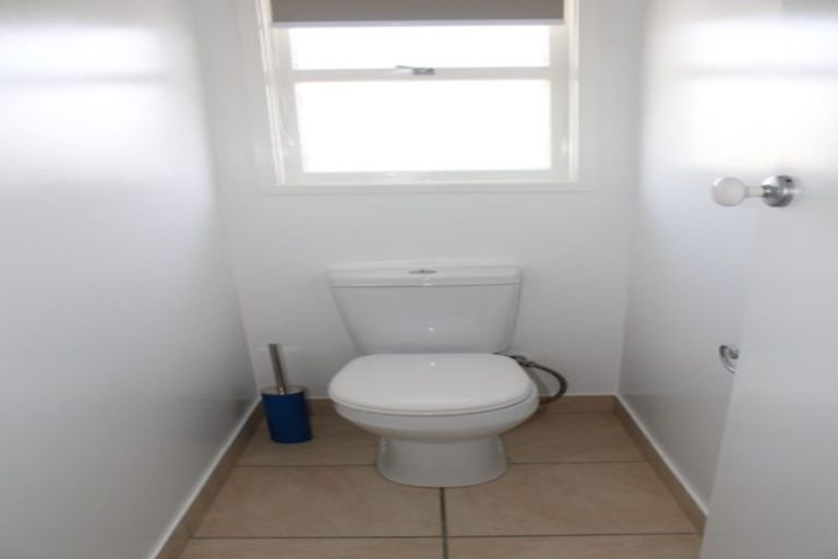 Photo of property in 2/195 Bucklands Beach Road, Bucklands Beach, Auckland, 2012