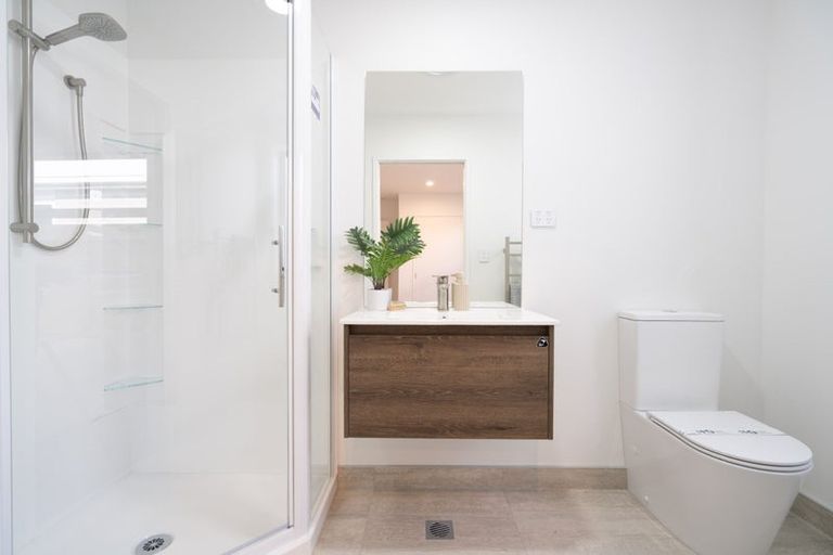 Photo of property in 5 Anawhata Lane, Papamoa, 3118