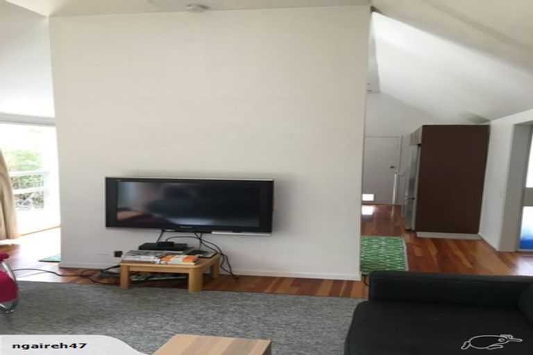 Photo of property in 22 Paramu Avenue, Birkdale, Auckland, 0626