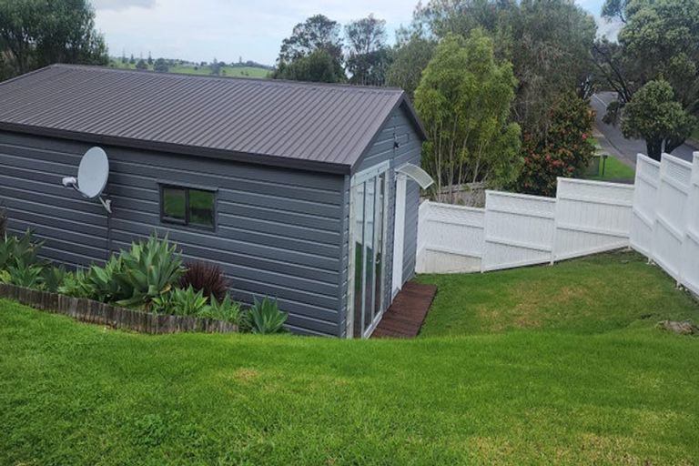 Photo of property in 14 Everard Avenue, Army Bay, Whangaparaoa, 0930