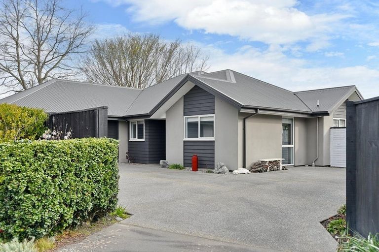 Photo of property in 25a Epsom Drive, Rangiora, 7400