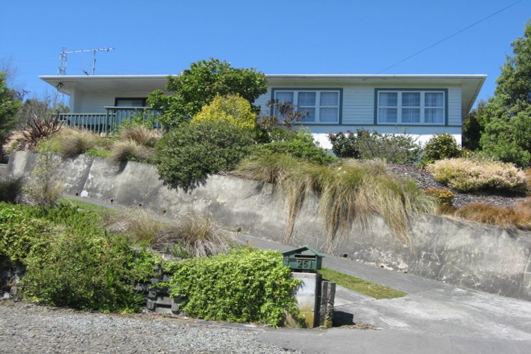 Photo of property in 251 The Ridgeway, Stoke, Nelson, 7011