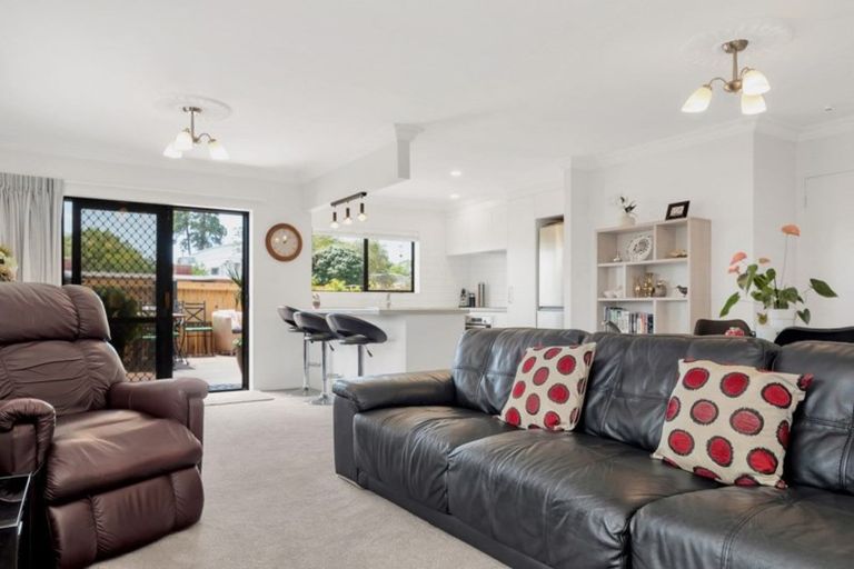 Photo of property in 1/24 Fourth Avenue, Tauranga, 3110