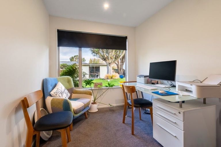 Photo of property in 5 Parsonage Road, Woodend, 7610