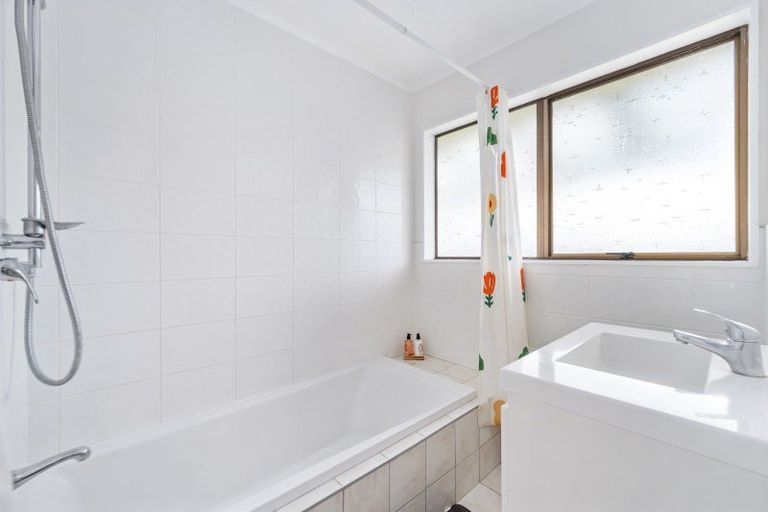 Photo of property in 7 Cargill Grove, Kelvin Grove, Palmerston North, 4414