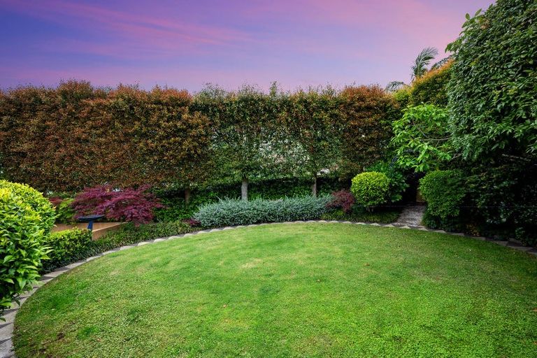 Photo of property in 13 Cameron Street, Takapuna, Auckland, 0622