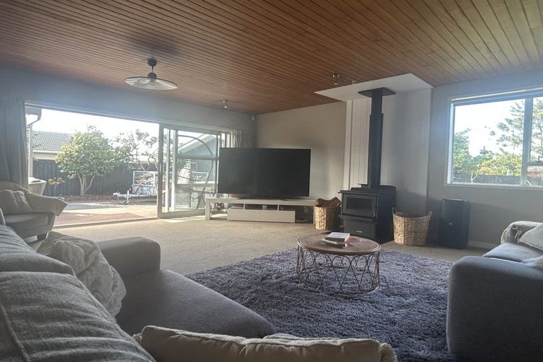 Photo of property in 6 Templetons Road, Hillmorton, Christchurch, 8025