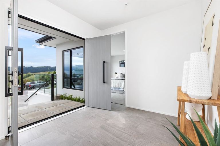 Photo of property in 318 Worsleys Road, Westmorland, Christchurch, 8025