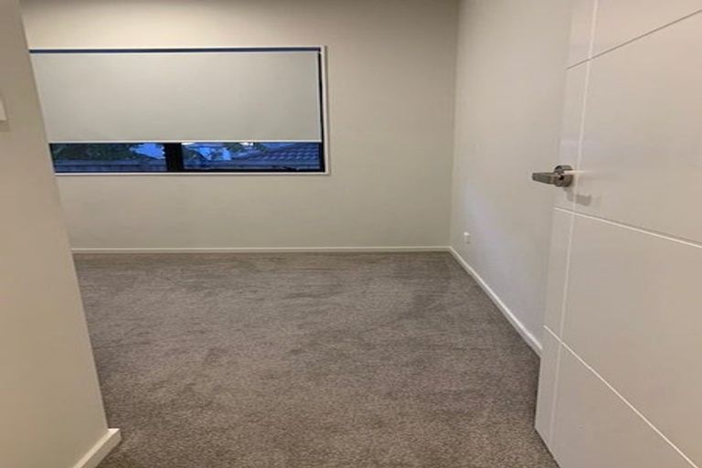 Photo of property in 51 Hikuawa Road, Flat Bush, Auckland, 2019