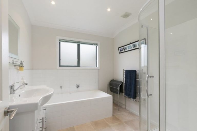 Photo of property in 393 Moores Valley Road, Wainuiomata, 5373