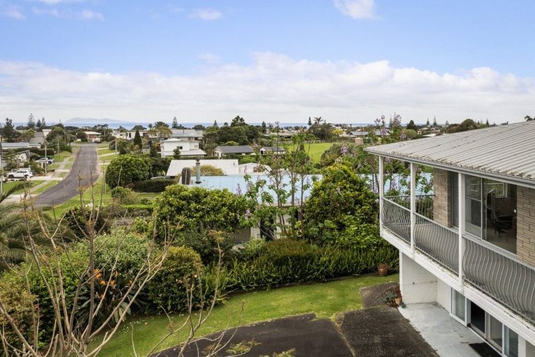 Photo of property in 58 The Crescent, Waihi Beach, 3611