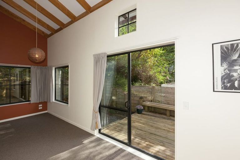 Photo of property in 59 Renown Road, Raumati South, Paraparaumu, 5032