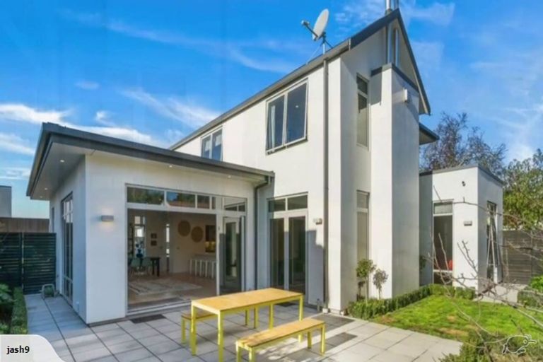 Photo of property in 24b Mansfield Avenue, St Albans, Christchurch, 8014