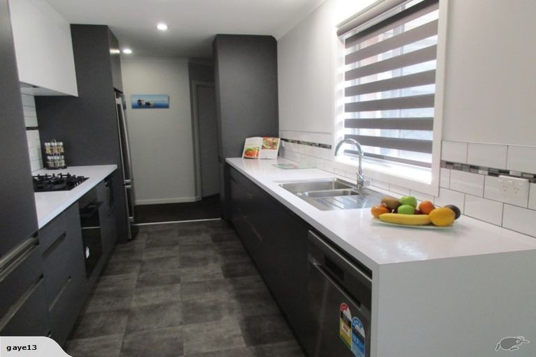 Photo of property in 11 Lithgow Drive, Otamatea, Whanganui, 4500