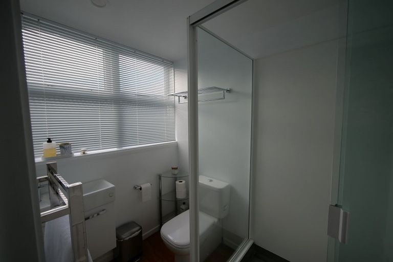 Photo of property in 6 Brougham Street, Mount Victoria, Wellington, 6011