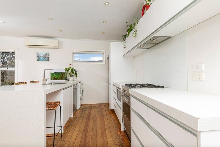 Photo of property in 19a Doment Crescent, Orewa, 0931