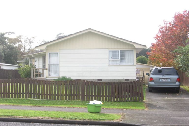 Photo of property in 6 Blanche Way, Half Moon Bay, Auckland, 2012