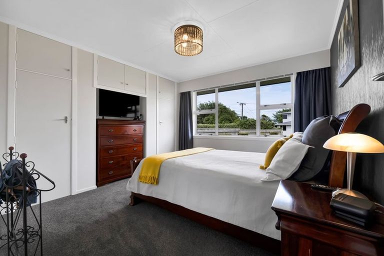 Photo of property in 6 Davidson Street, Hawera, 4610