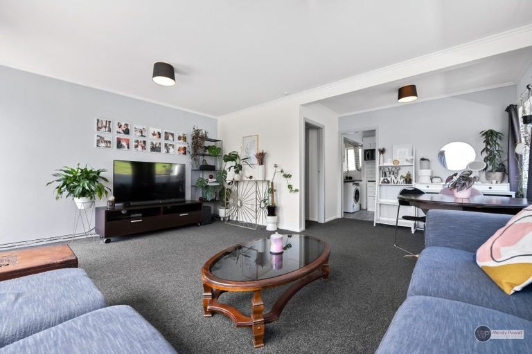 Photo of property in 99a Bird Grove, Stokes Valley, Lower Hutt, 5019