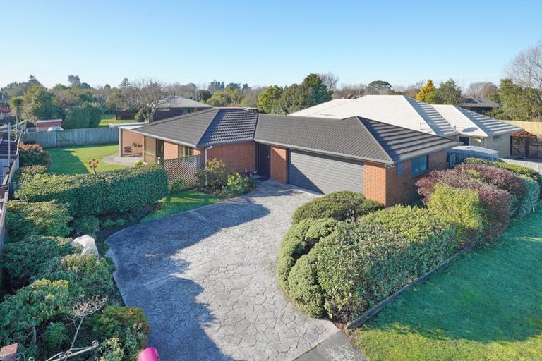 Photo of property in 14 Hewitts Road, Woodend, 7610