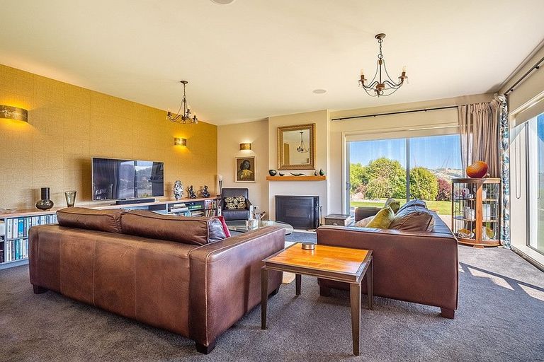 Photo of property in 10 Glenfinlass Street, Company Bay, Dunedin, 9014