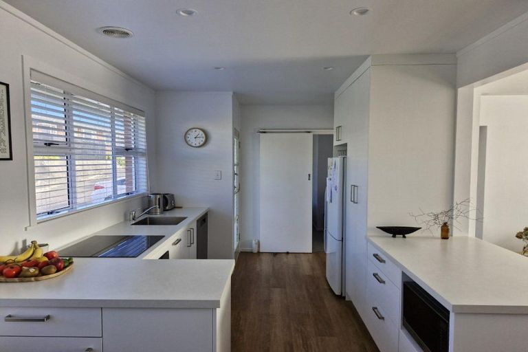 Photo of property in 1/239 Carrington Street, Vogeltown, New Plymouth, 4310