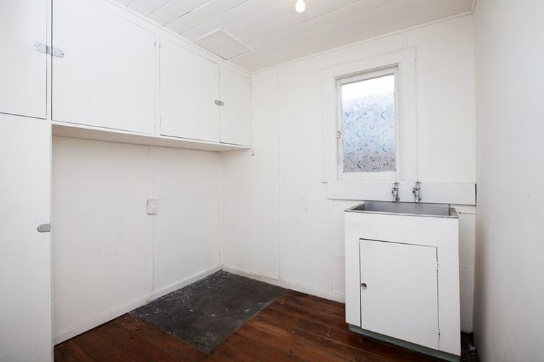 Photo of property in 17 Massey Street, Westown, New Plymouth, 4310