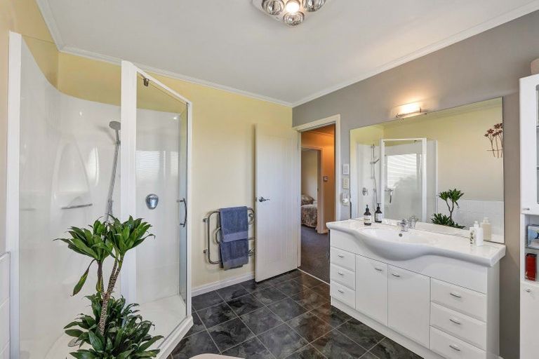 Photo of property in 12c Takiroa Street, Urenui, 4375