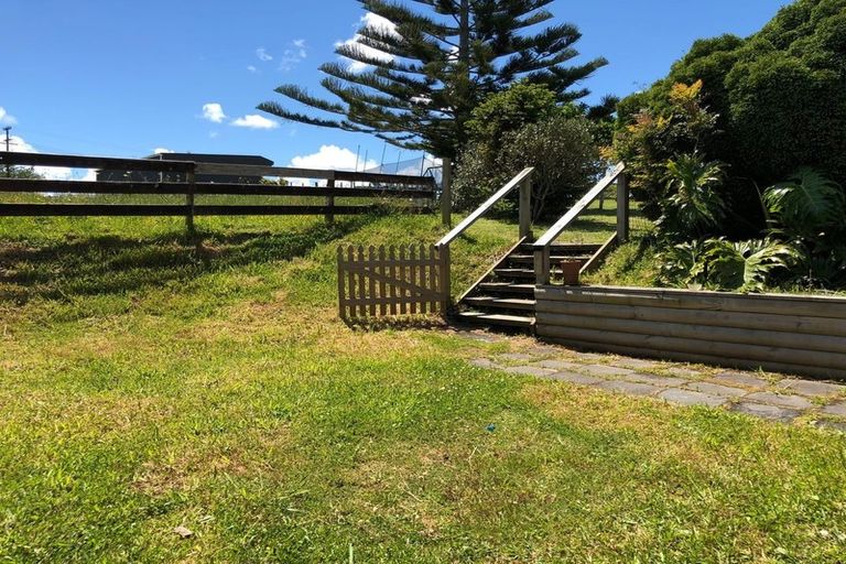 Photo of property in 264 State Highway 16, Kumeu, 0892