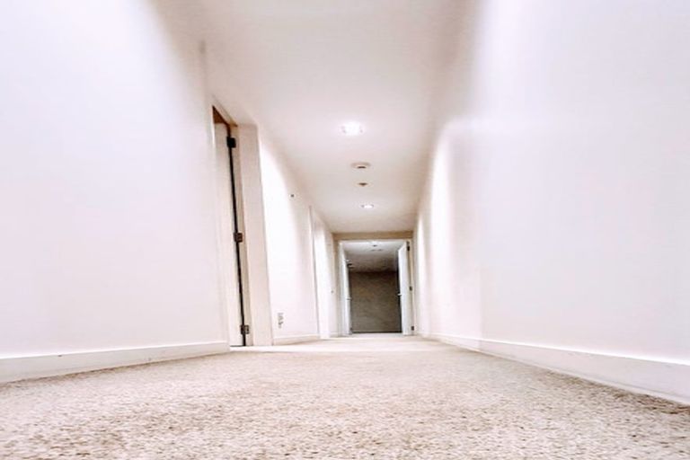 Photo of property in Piermont Apartments, 4i/82 Cable Street, Te Aro, Wellington, 6011