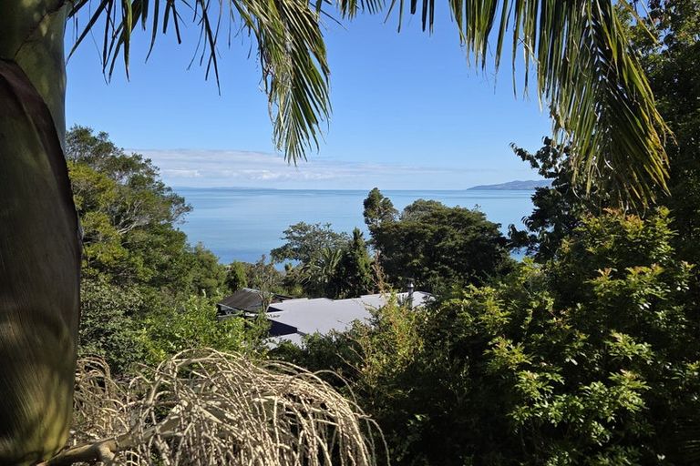 Photo of property in 40 Patui Avenue, Ngarimu Bay, Thames, 3575