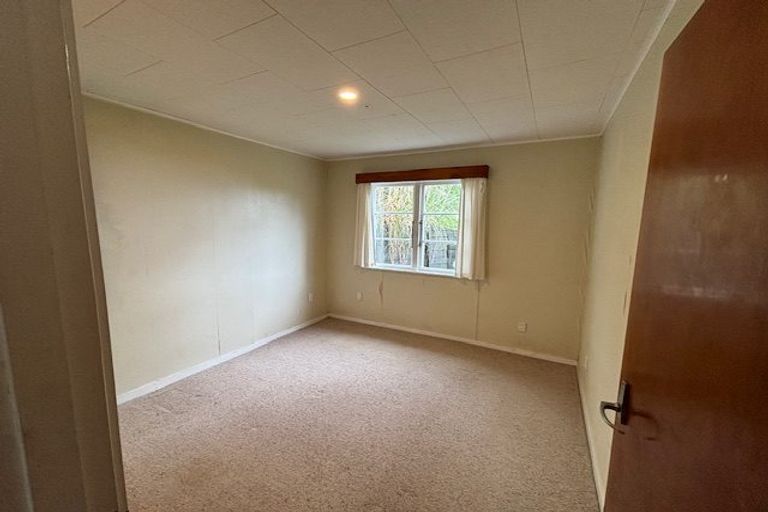 Photo of property in 65 Howard Road, Orere Point, Papakura, 2585