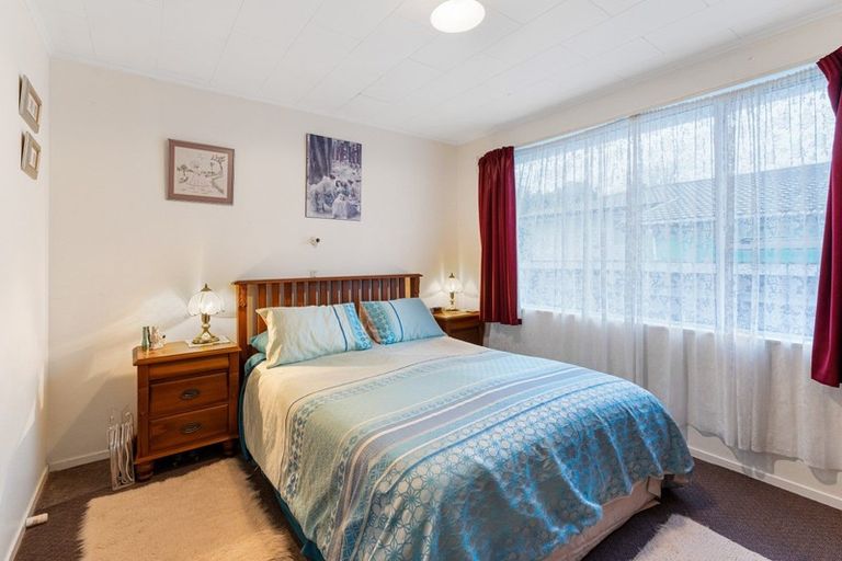 Photo of property in 256b Wellington Road, Wainuiomata, Lower Hutt, 5014