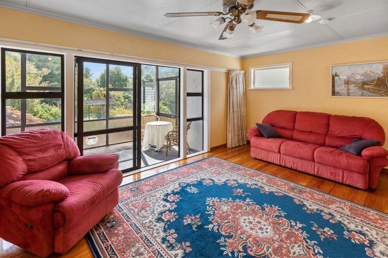 Photo of property in 5 Vera Street, Marton, 4710