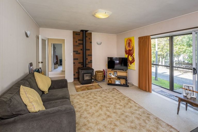 Photo of property in 99 Norfolk Crescent, Otaki Beach, Otaki, 5512