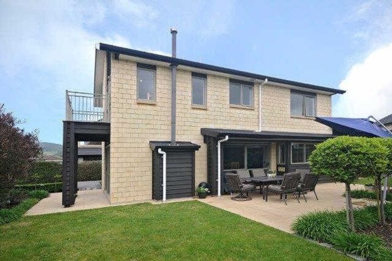 Photo of property in 46 Waterstone Avenue, Paraparaumu, 5032