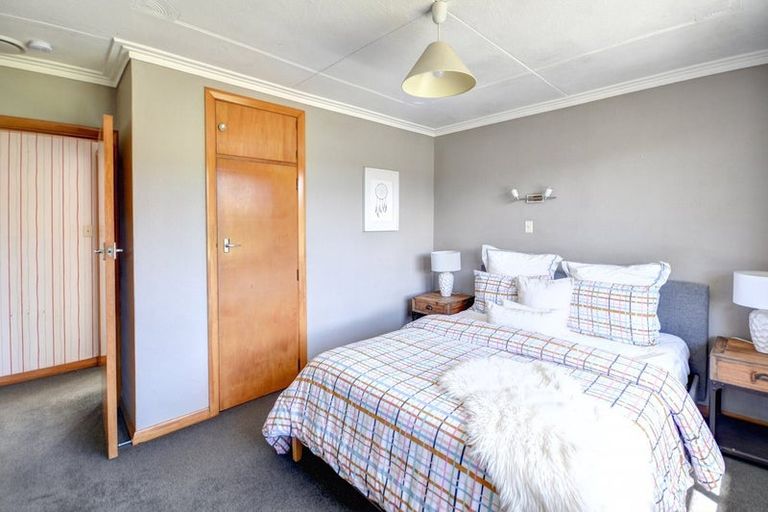 Photo of property in 227 Brockville Road, Brockville, Dunedin, 9011