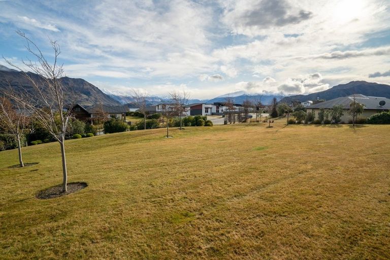 Photo of property in 82 Rata Street, Wanaka, 9305