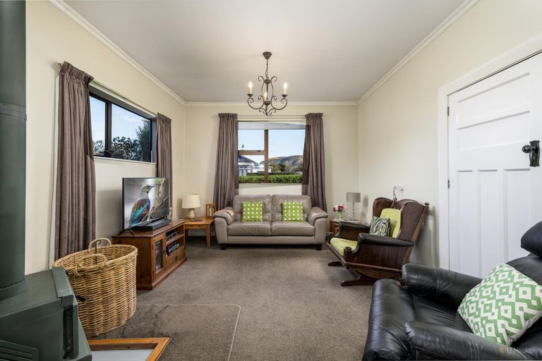 Photo of property in 18 Manse Street, Waimate, 7924