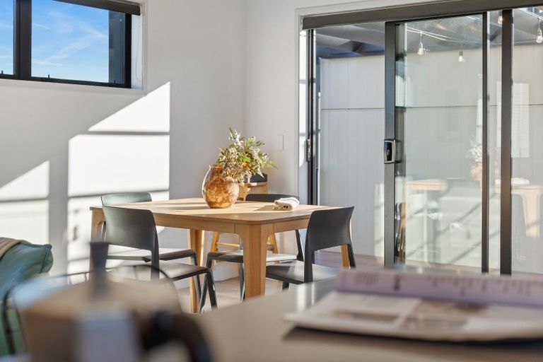 Photo of property in 35 Kerewhenua Crescent, Hobsonville, Auckland, 0616