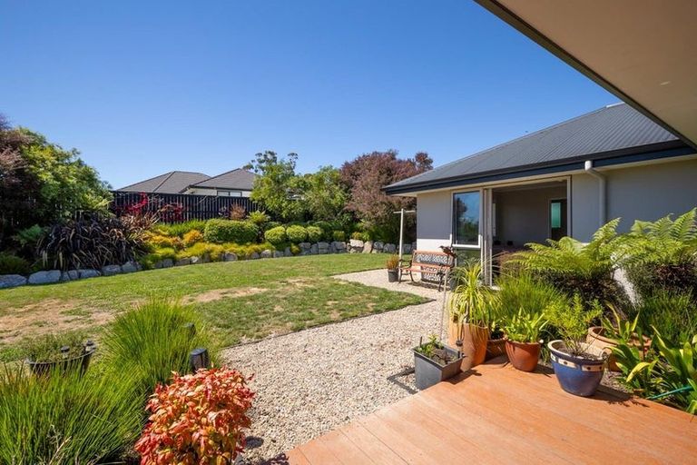 Photo of property in 21 Les Wakefield Road, Mapua, 7005