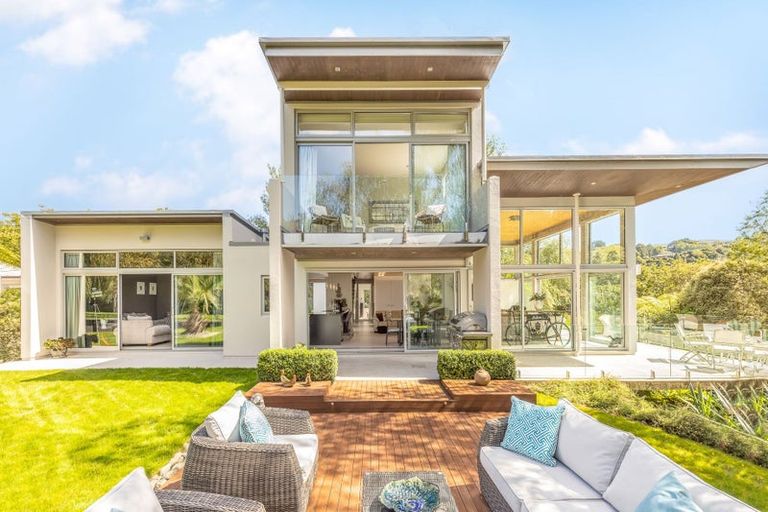 Photo of property in 124 Maui Pomare Road, Nikau Valley, Paraparaumu, 5032