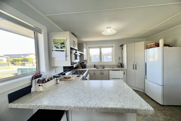 Photo of property in 28 Pine Crescent, Hargest, Invercargill, 9810