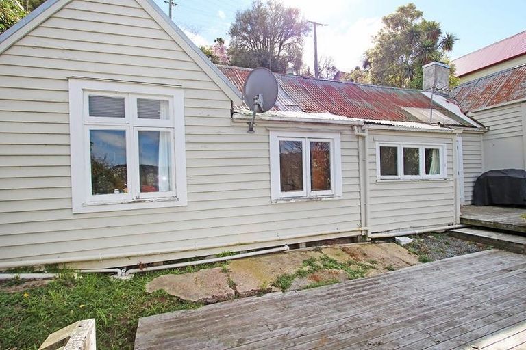 Photo of property in 147 Queen Street, North Dunedin, Dunedin, 9016