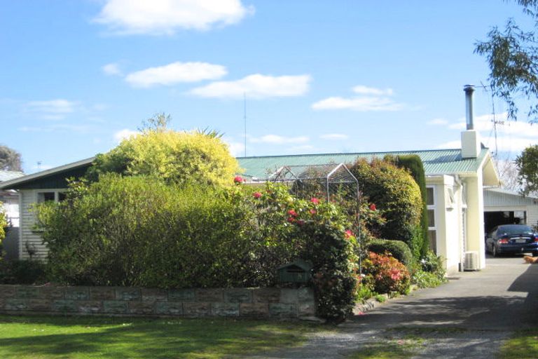 Photo of property in 8 Racecourse Avenue, Marton, 4710