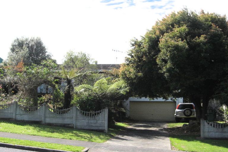 Photo of property in 33 Dunton Drive, Welcome Bay, Tauranga, 3112