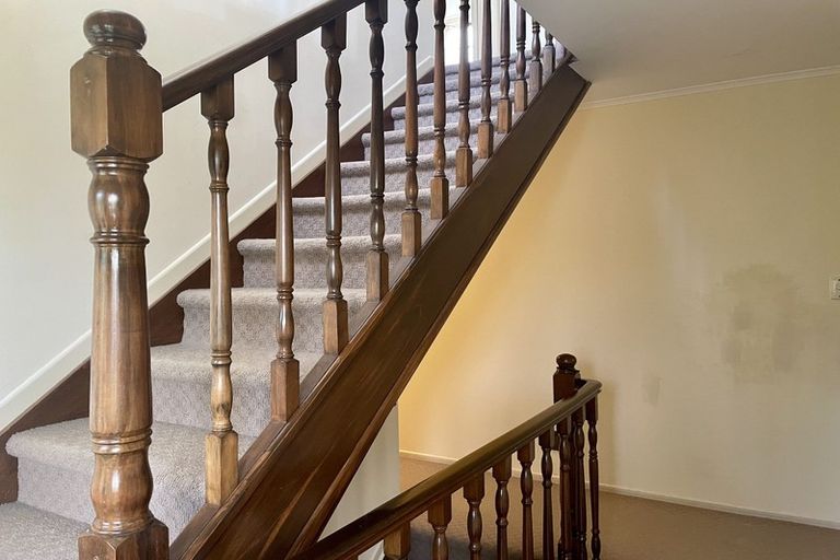 Photo of property in 1/11 Takutai Avenue, Bucklands Beach, Auckland, 2012