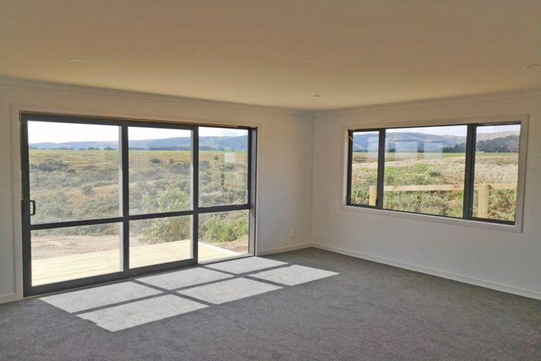 Photo of property in 35 Silicon Way, Fitzherbert, Palmerston North, 4410