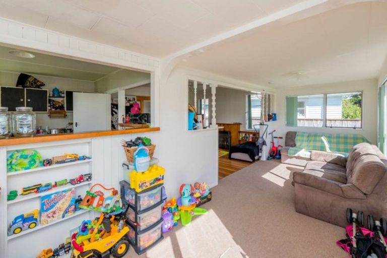 Photo of property in 220 Mill Road, Otaki, 5512