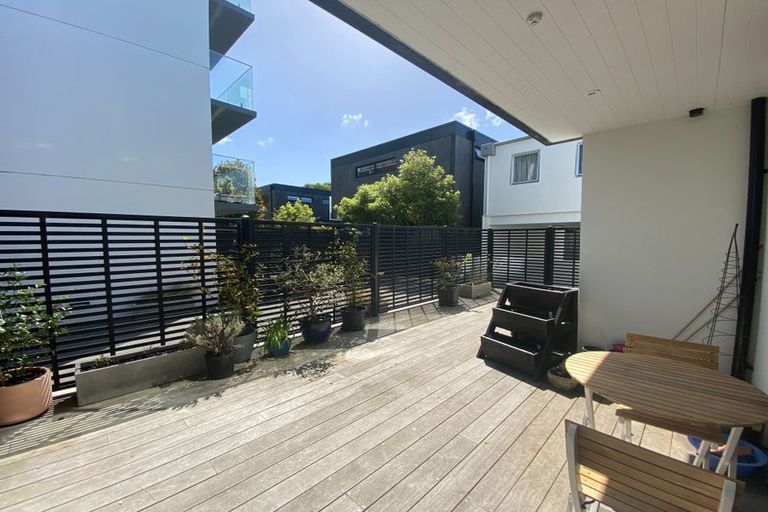 Photo of property in 7/12 Latimer Square, Christchurch Central, Christchurch, 8011